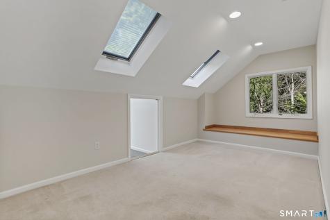 30 Cutlers Farm Road Monroe CT 06468