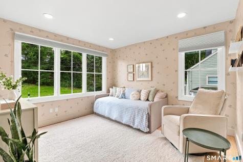 38 Amherst Road Greenwich CT 06878