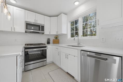 47 Dunbar Lane Hamden CT 06514