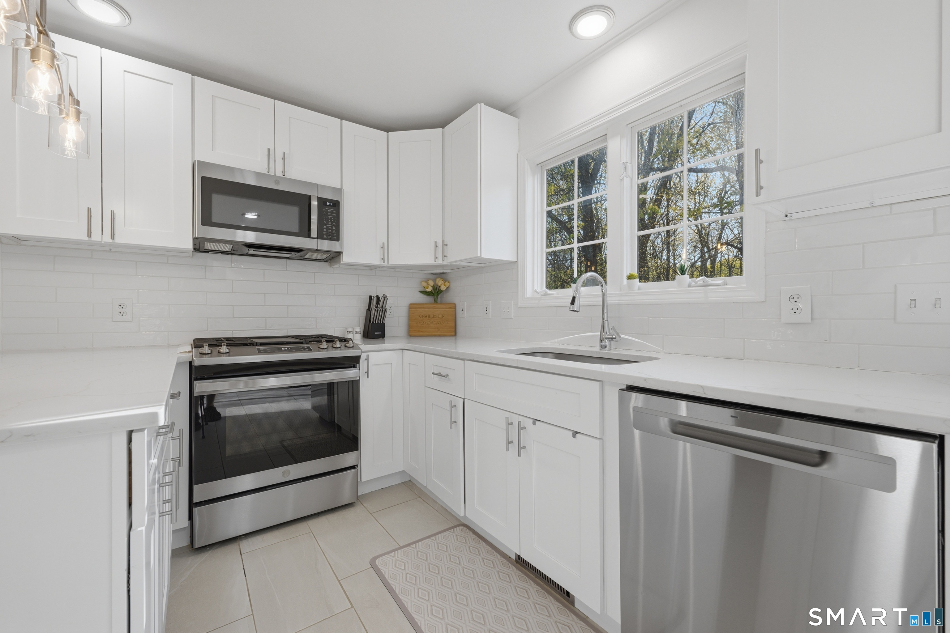 47 Dunbar Lane Hamden CT 06514
