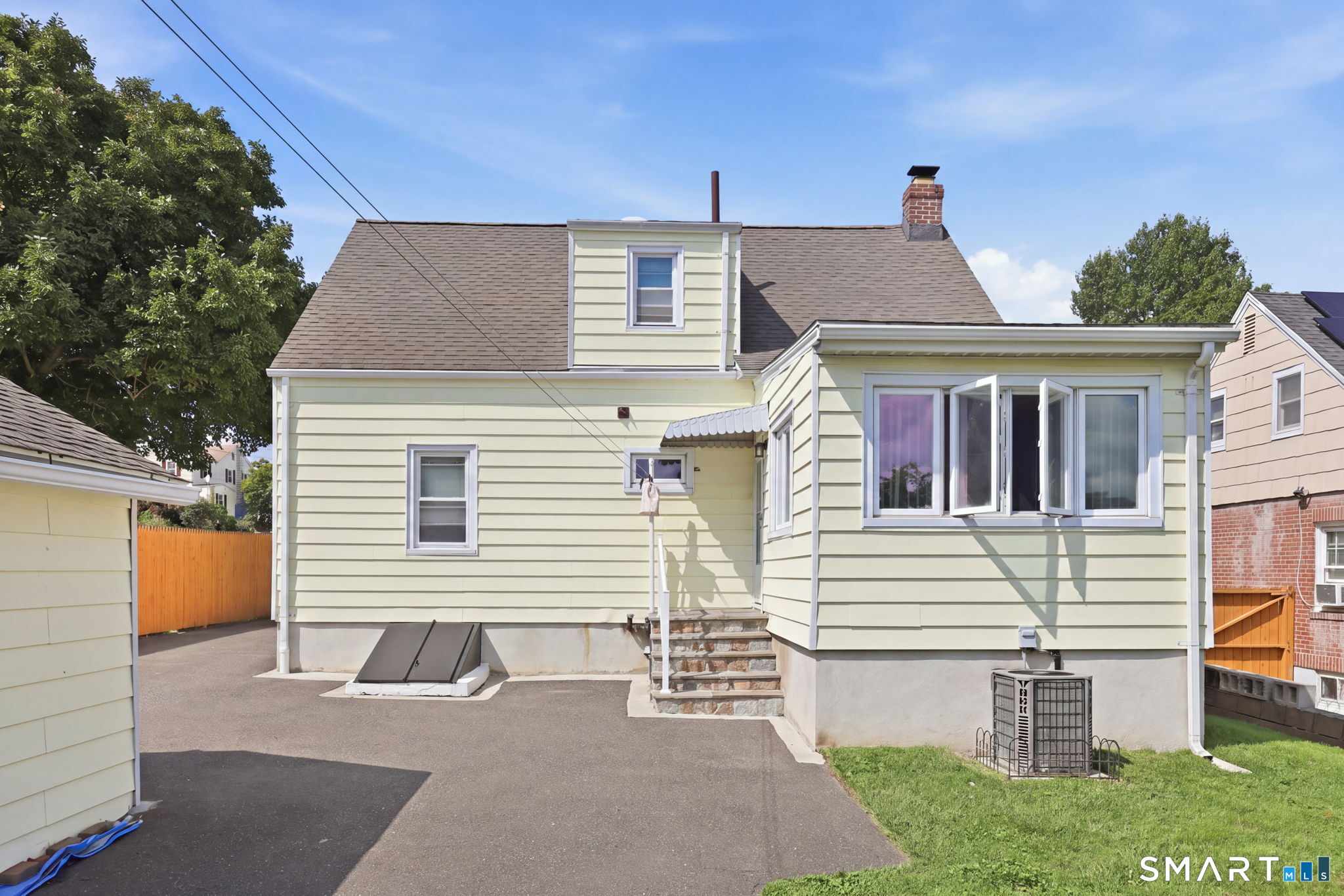 155 Baker Street Bridgeport CT 06606