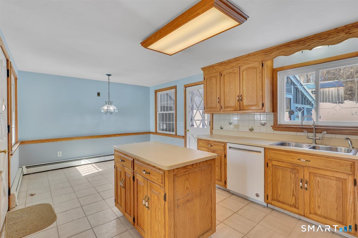 408 Foote Road Glastonbury CT 06073