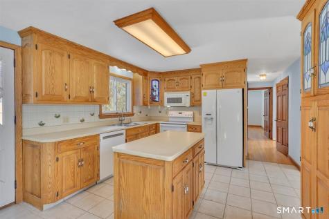 408 Foote Road Glastonbury CT 06073