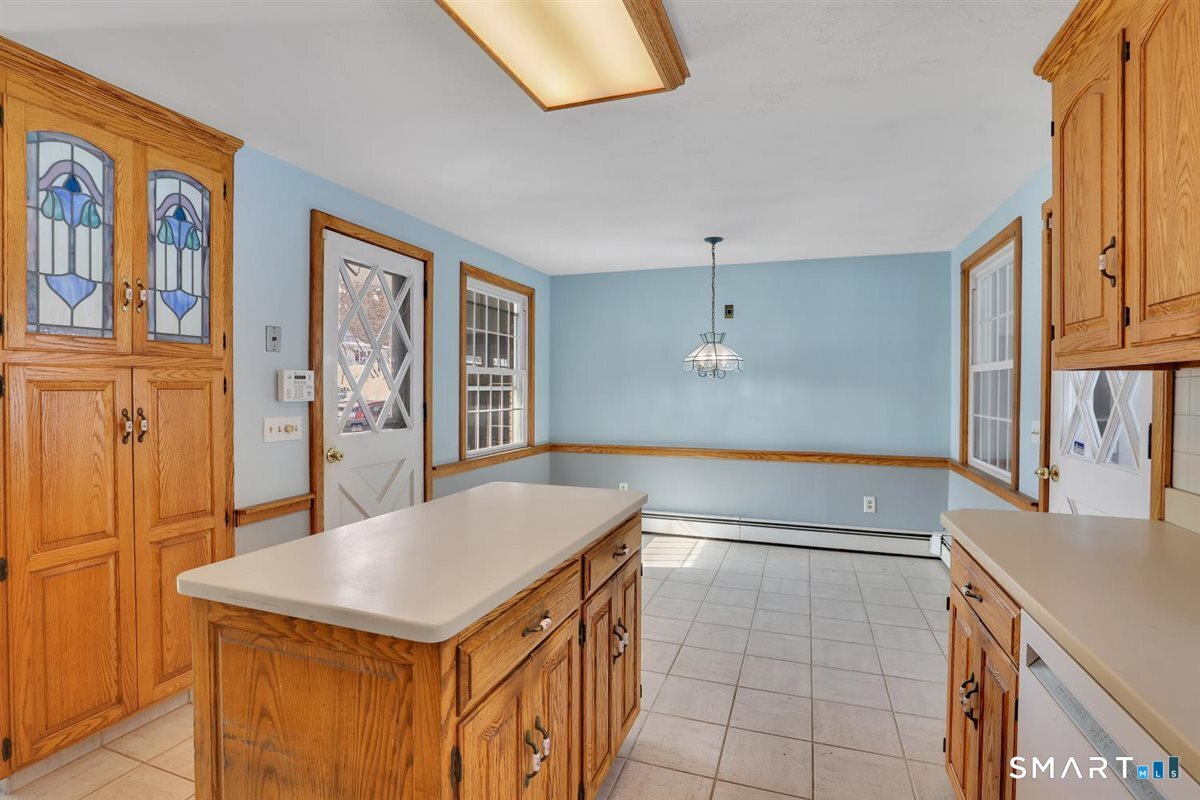 408 Foote Road Glastonbury CT 06073