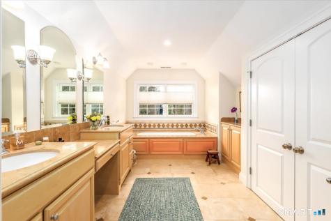 45 State Route 39 New Fairfield CT 06812