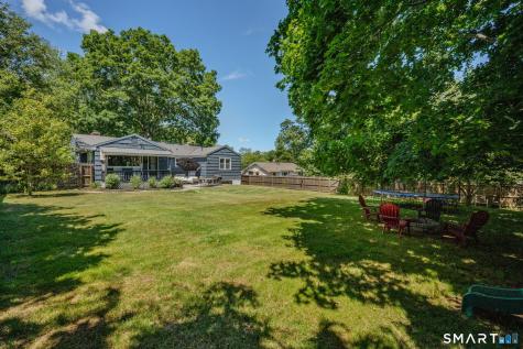 9 Hilltop Terrace Waterford CT 06385
