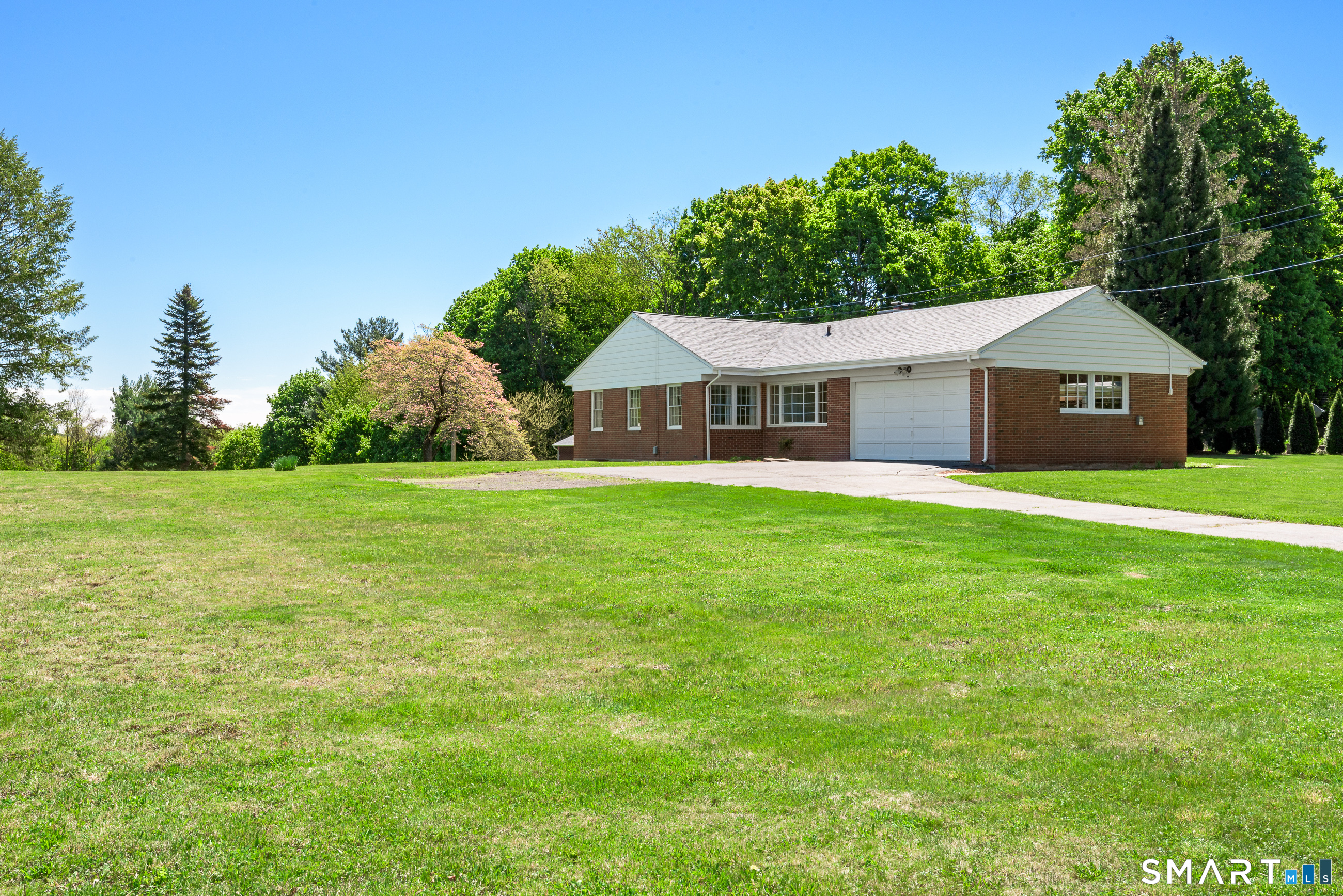 207 South Main Street East Granby CT 06026