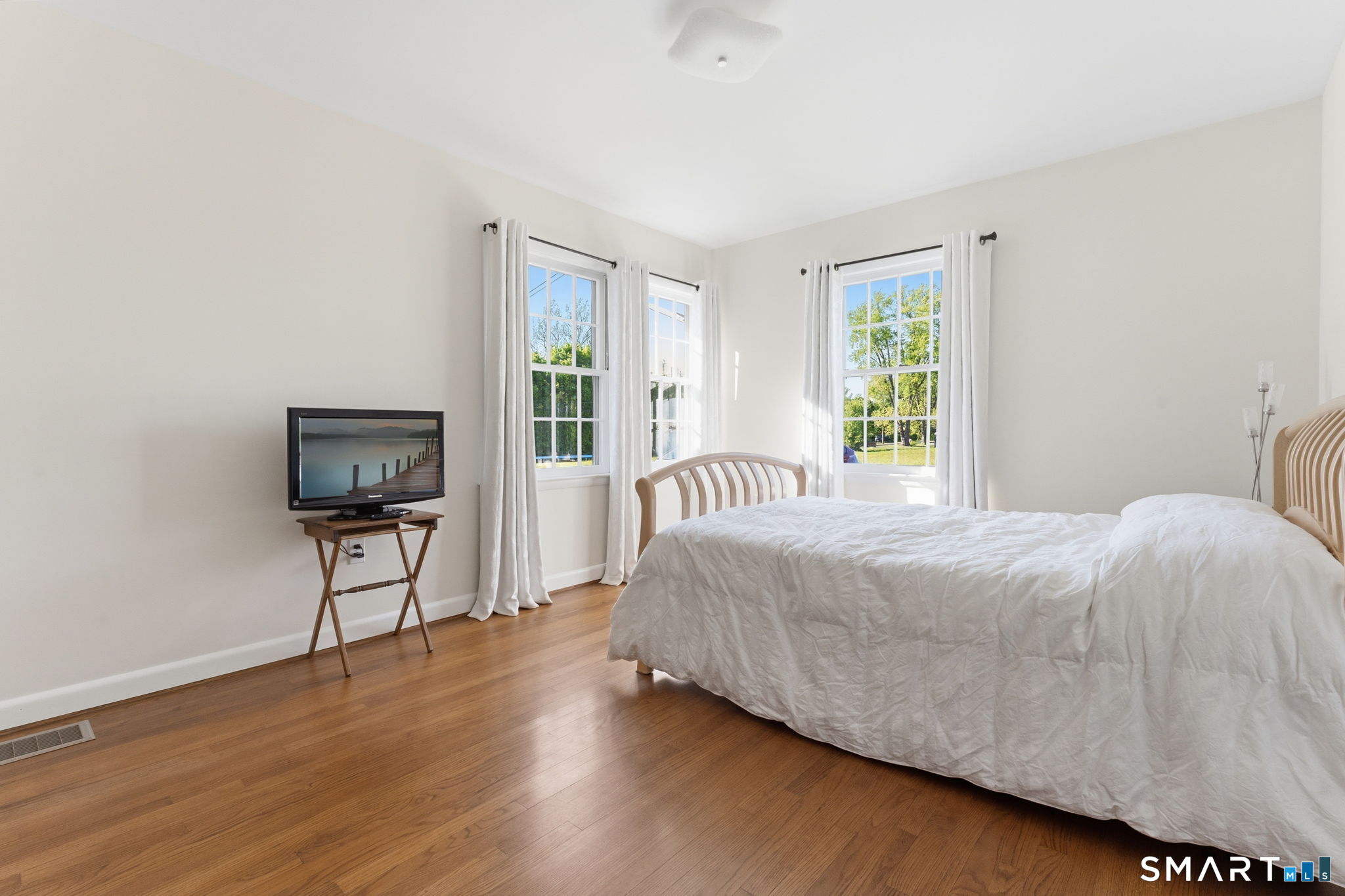 207 South Main Street East Granby CT 06026