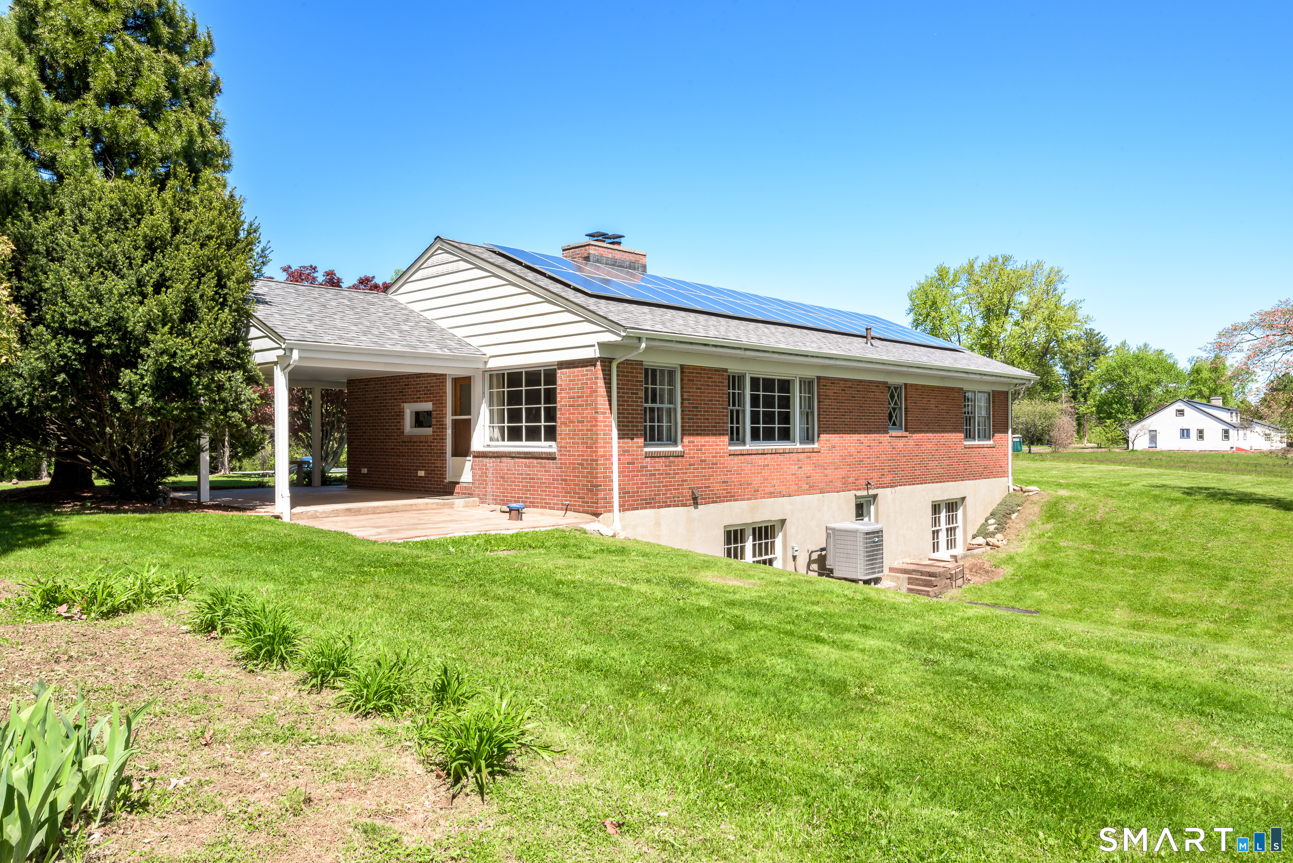 207 South Main Street East Granby CT 06026