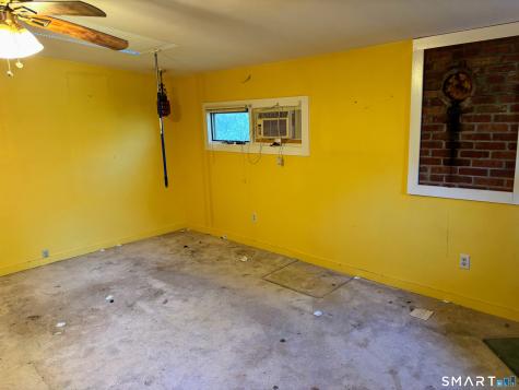 147 River Street Deep River CT 06417