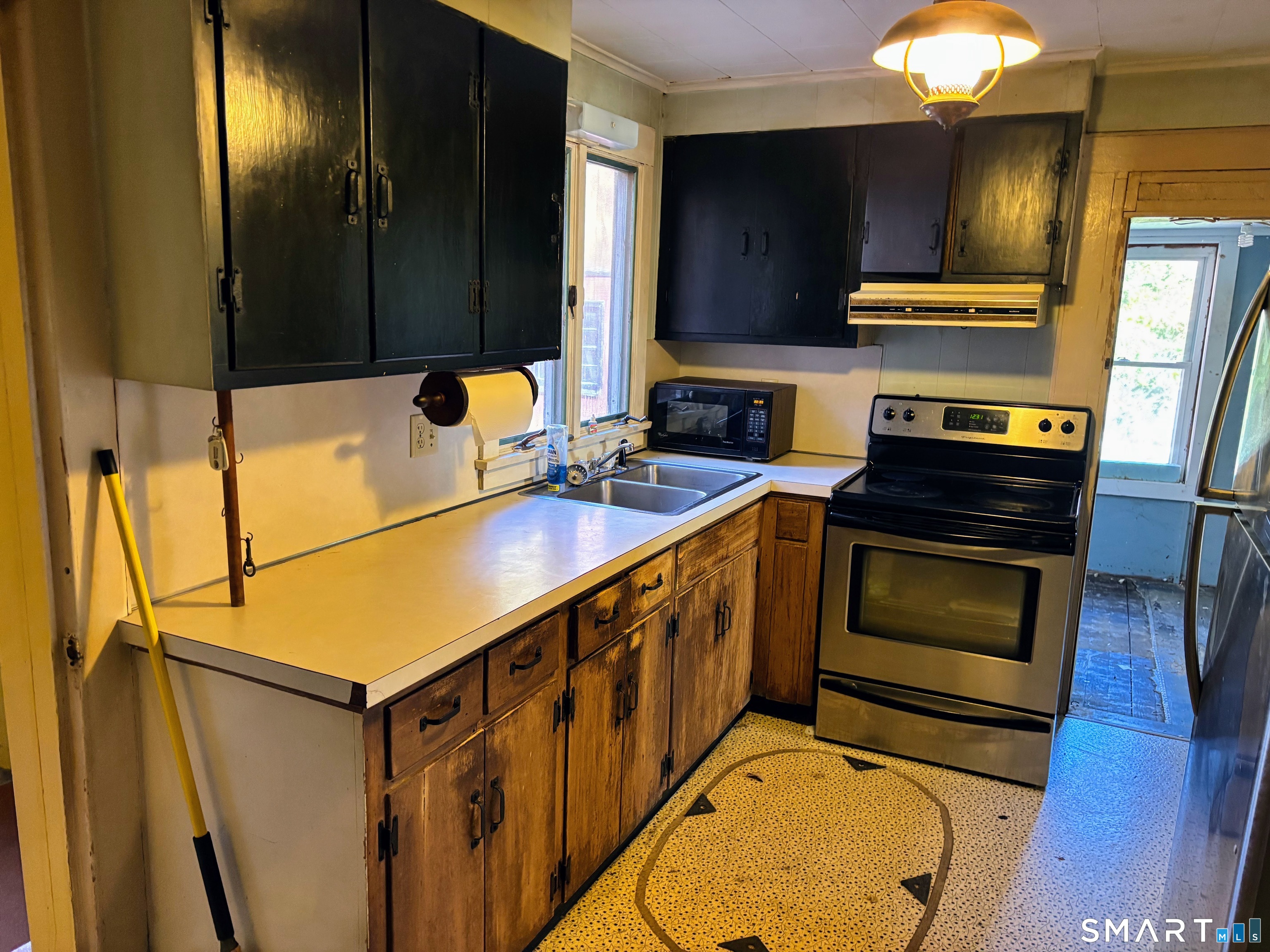 147 River Street Deep River CT 06417
