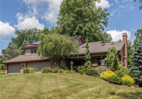1 Trailing Ridge Road Brookfield CT 06804