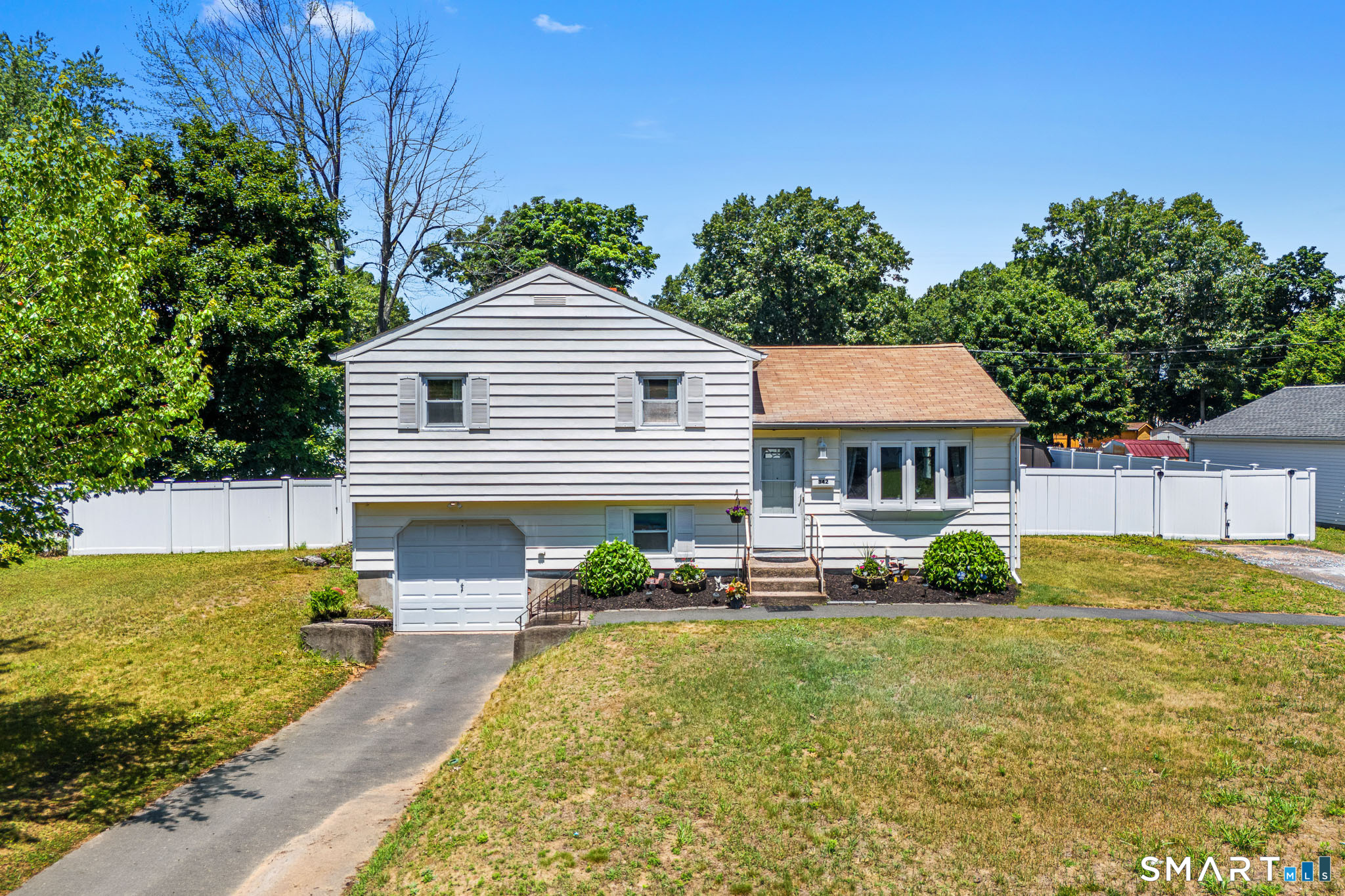 342 South Elm Street Windsor Locks CT 06096