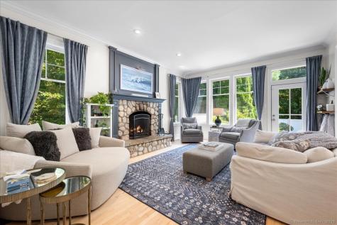 4 Laconia Drive Clinton CT 06413