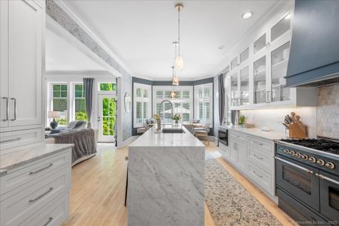 4 Laconia Drive Clinton CT 06413