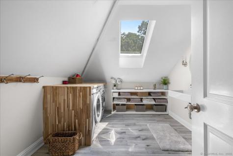 4 Laconia Drive Clinton CT 06413