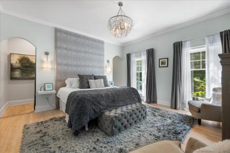 4 Laconia Drive Clinton CT 06413