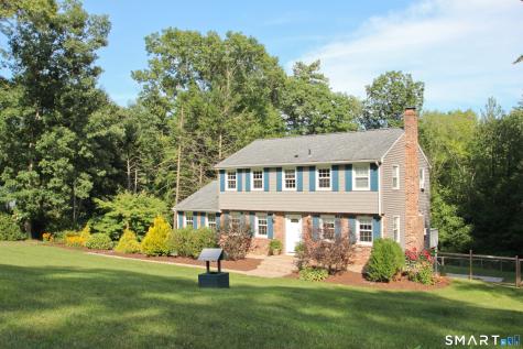 14 Horseshoe Drive East Granby CT 06026