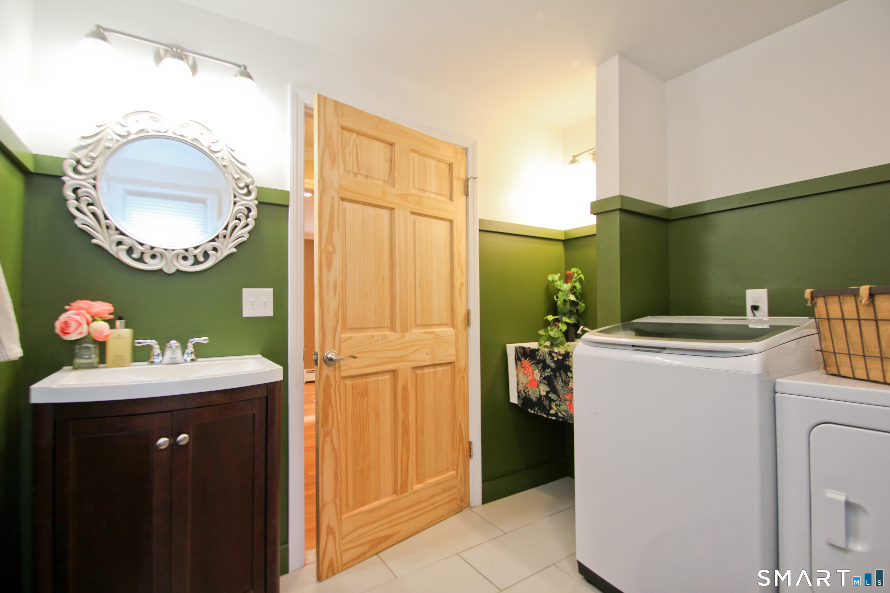 14 Horseshoe Drive East Granby CT 06026