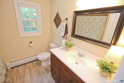 14 Horseshoe Drive East Granby CT 06026