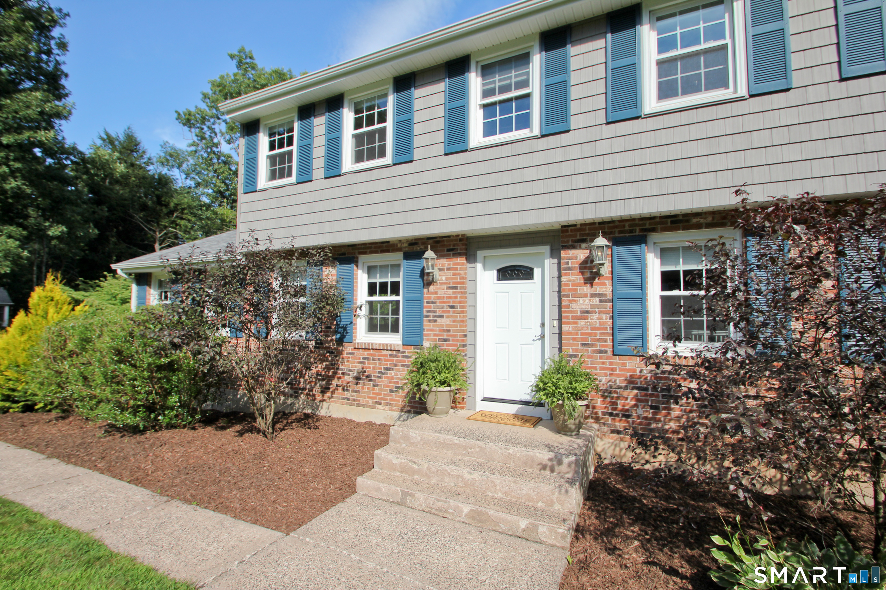 14 Horseshoe Drive East Granby CT 06026