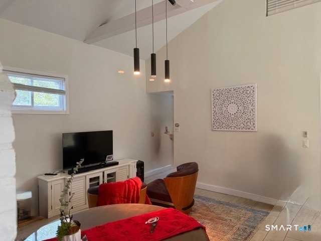 24 North Calvin Road Weston CT 06883