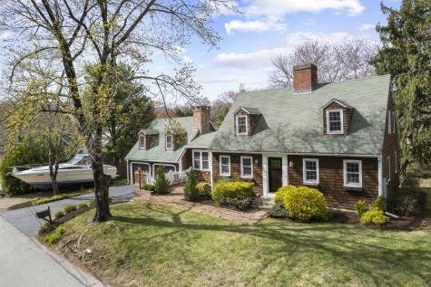 22 Library Lane Old Lyme CT 06371