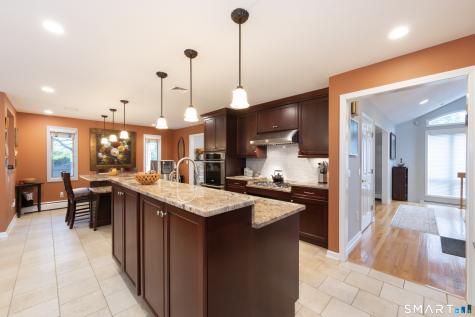 2 Patrick Lane Branford CT 06405