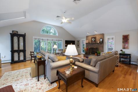 2 Patrick Lane Branford CT 06405