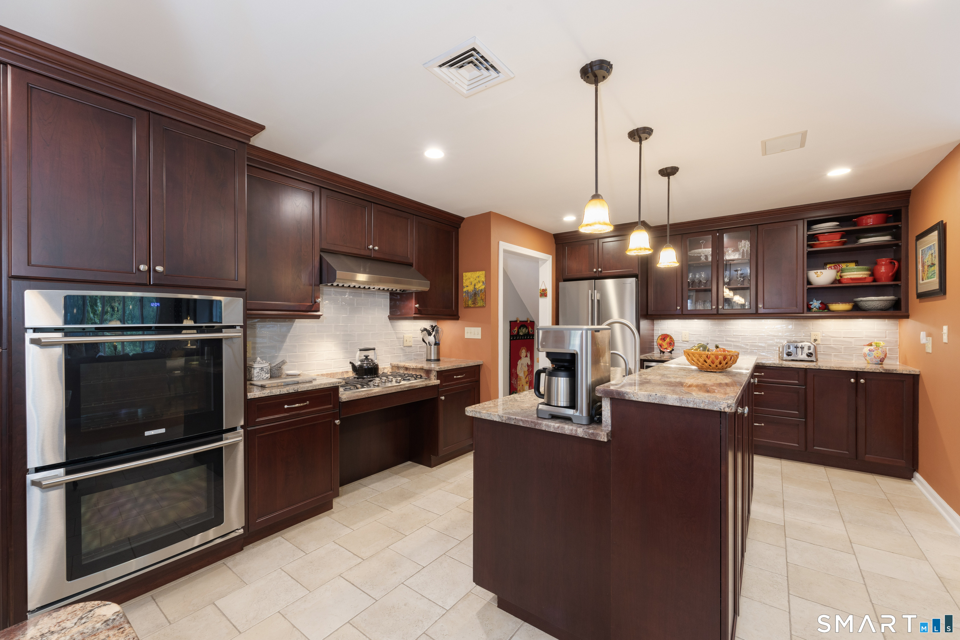 2 Patrick Lane Branford CT 06405