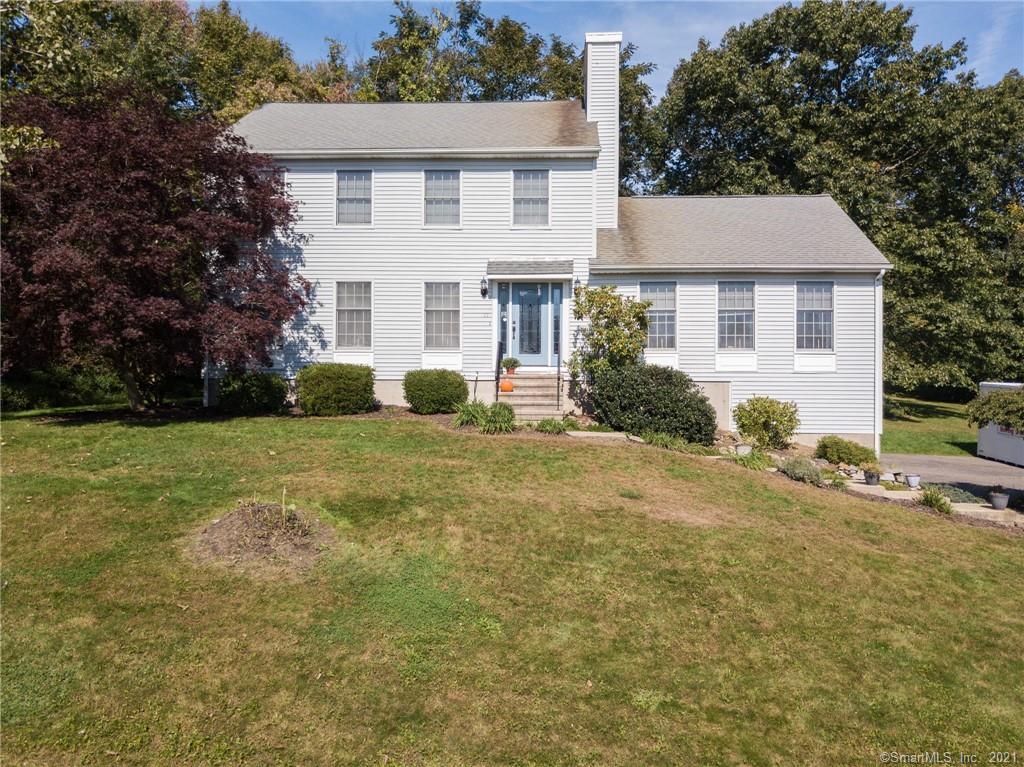 11 Smoke Rise Circle Prospect CT 06712