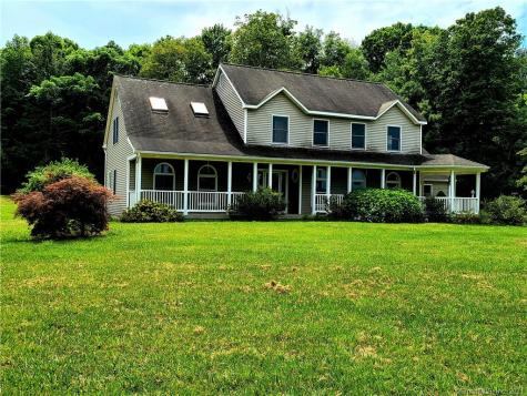 103 Currituck Road Newtown CT 06470