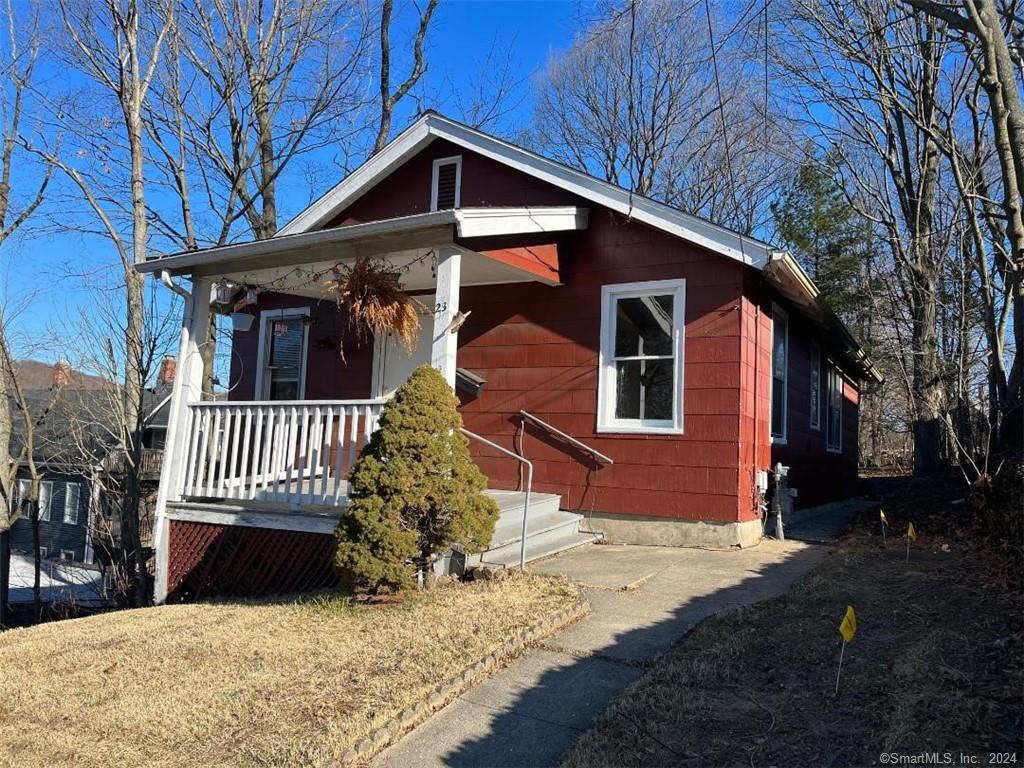 23 Woodward Avenue Waterbury CT 06705