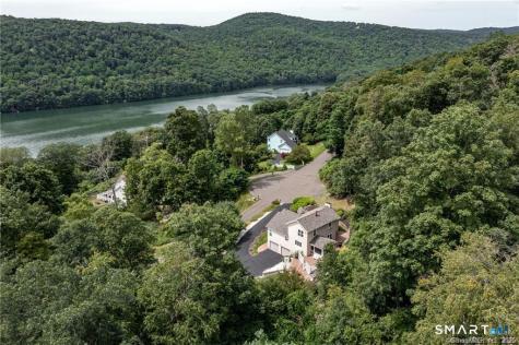 11 Squantz View Drive New Fairfield CT 06812