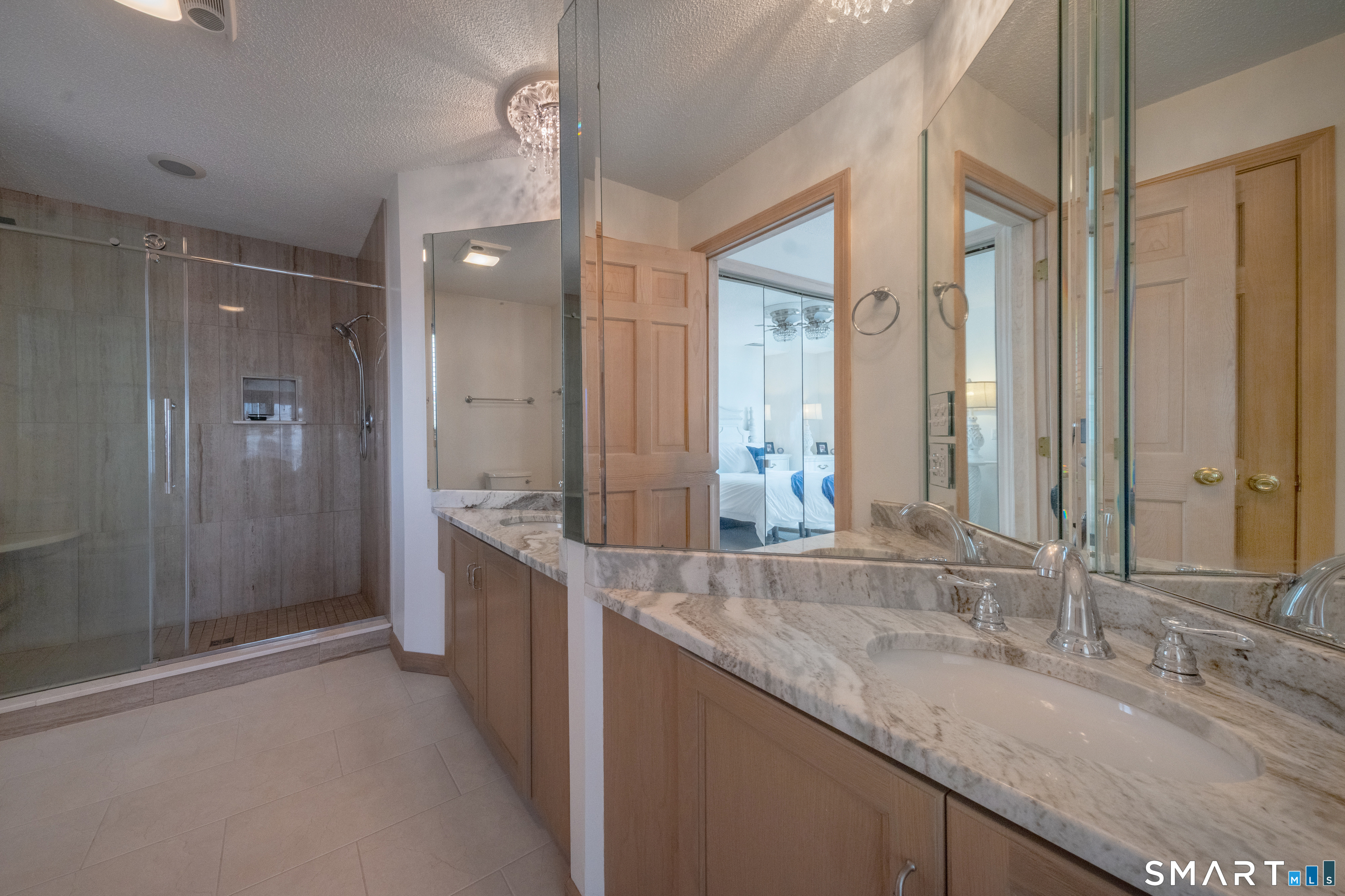 5 Loop Road Clinton CT 06413