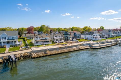 5 Loop Road Clinton CT 06413
