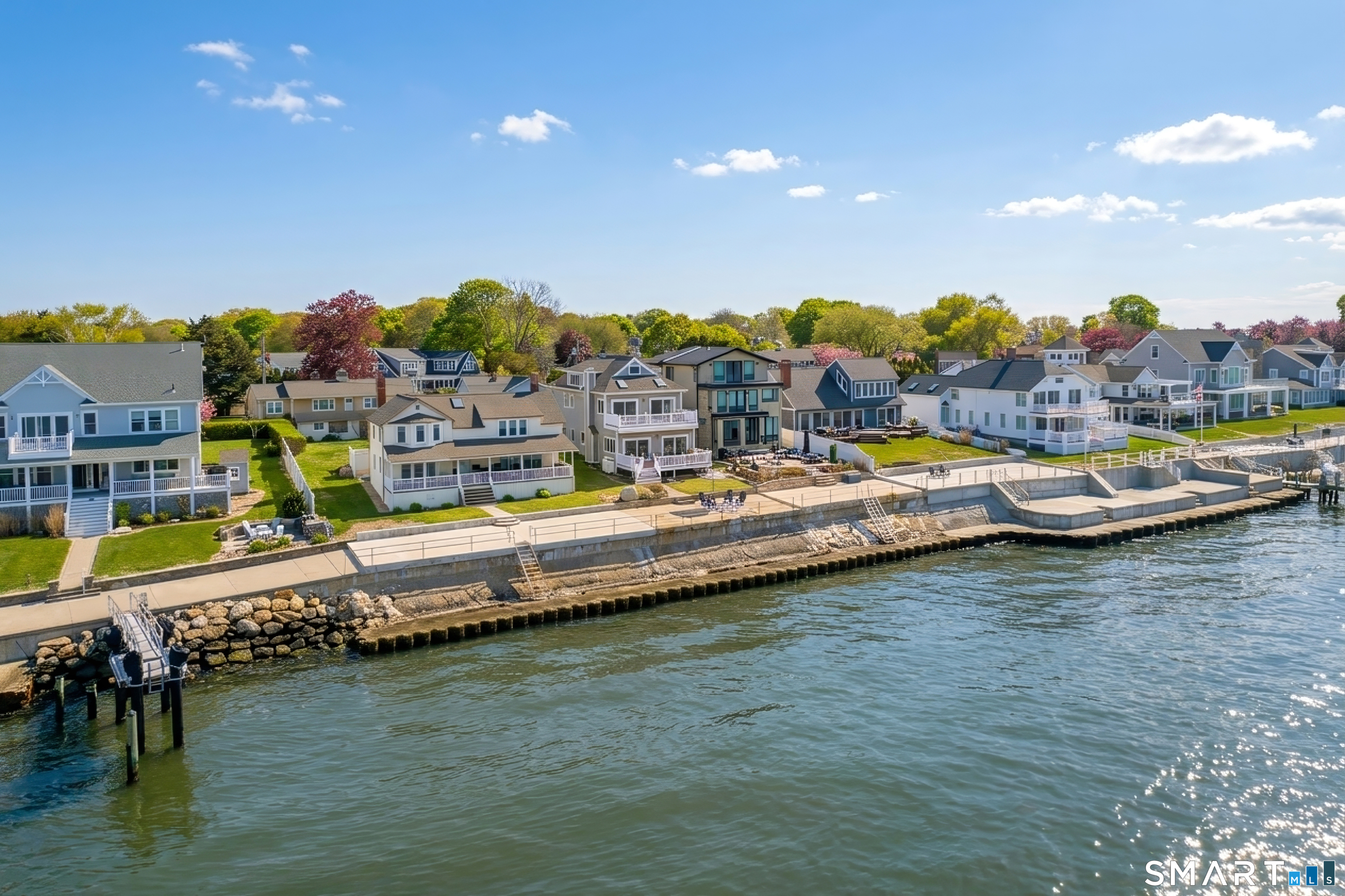 5 Loop Road Clinton CT 06413