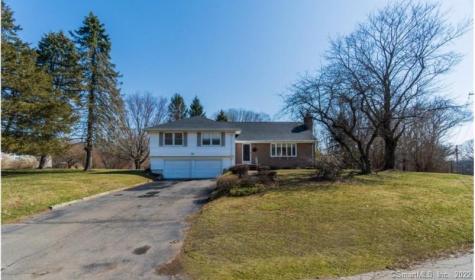 1075 Dunbar Hill Road Hamden CT 06514