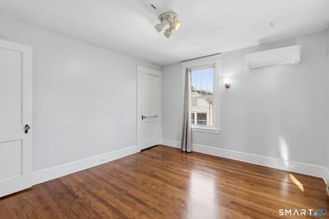 21 Acushnet Street Naugatuck CT 06770