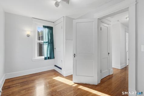 21 Acushnet Street Naugatuck CT 06770