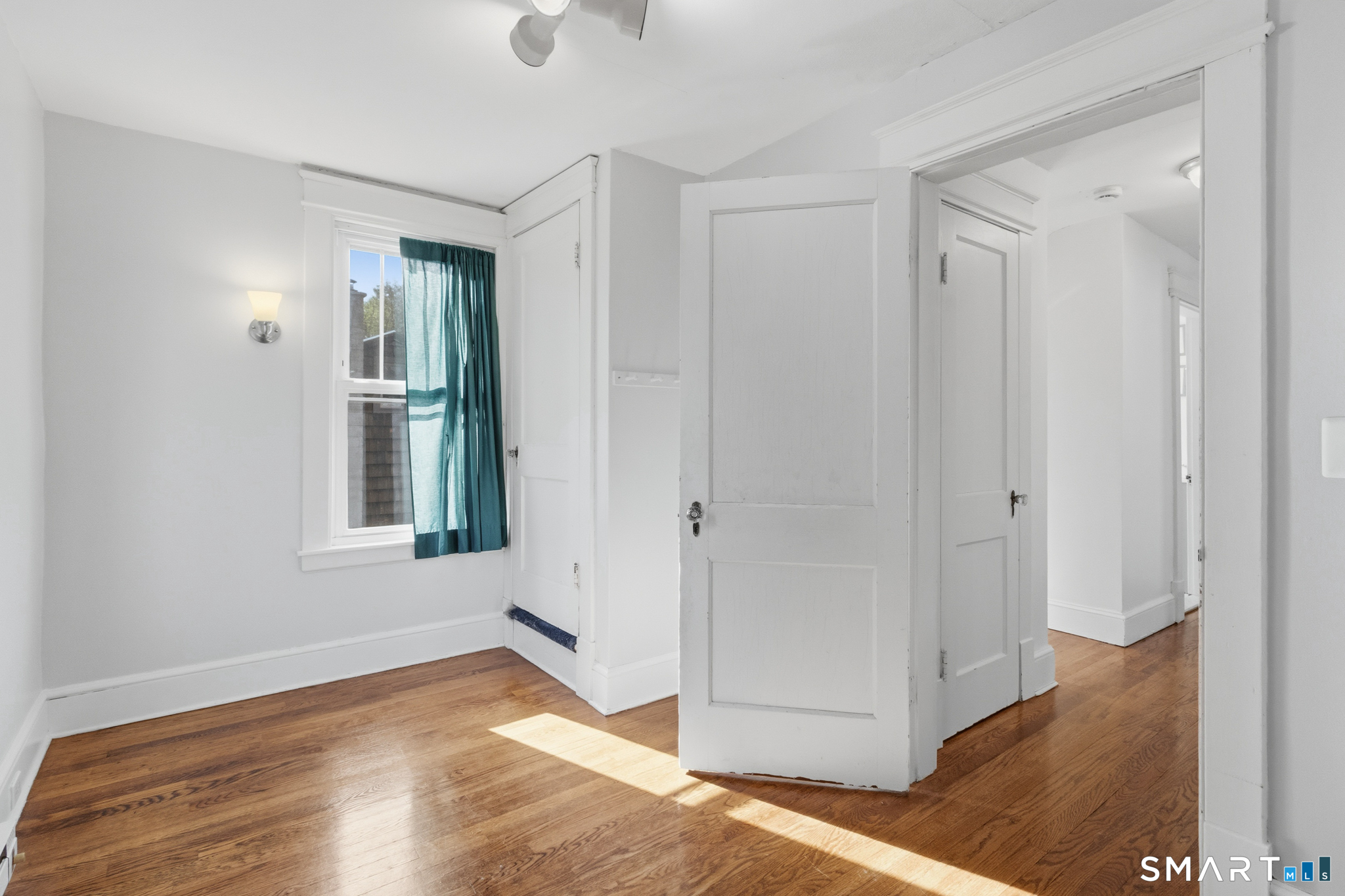 21 Acushnet Street Naugatuck CT 06770