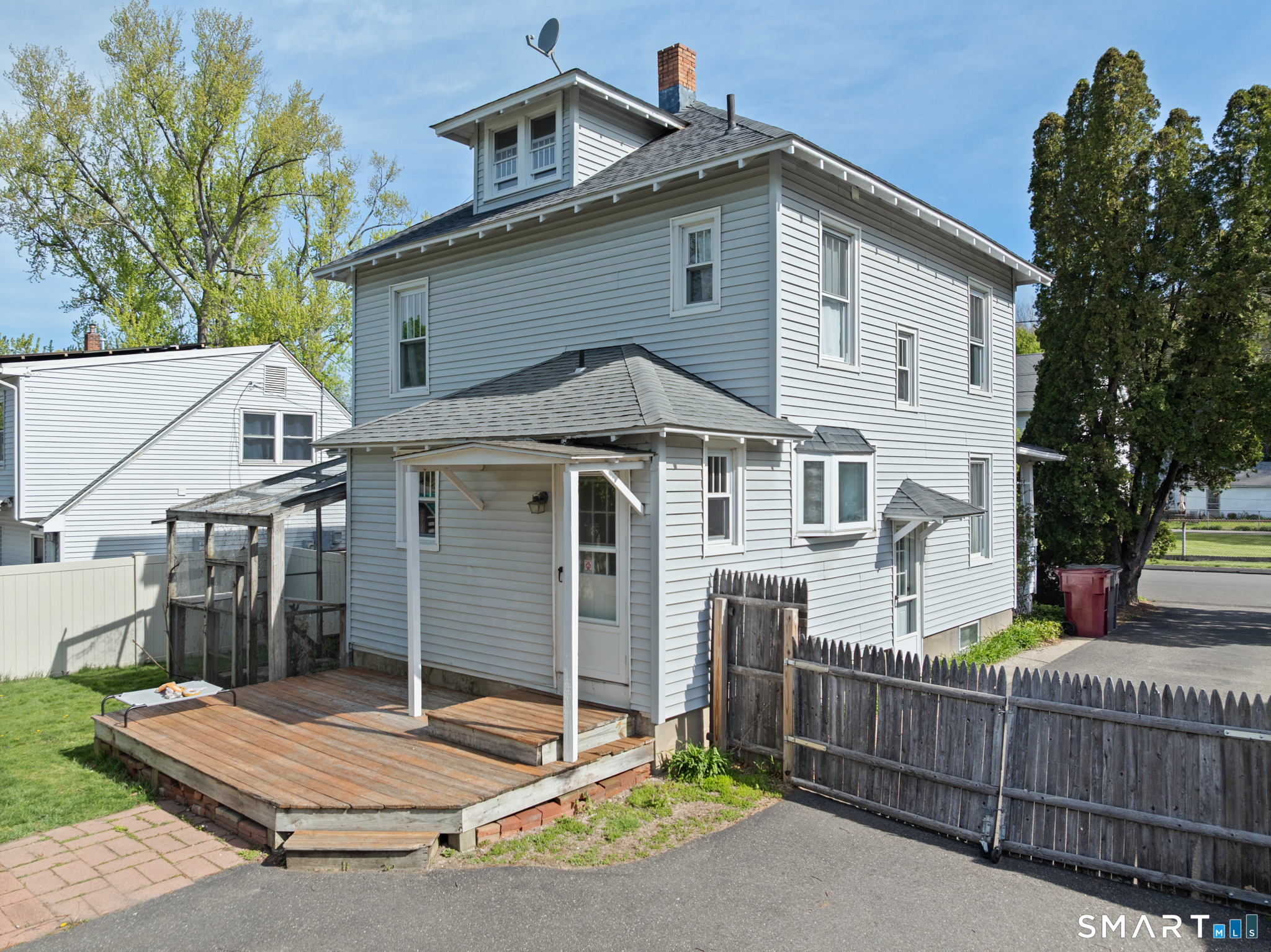 21 Acushnet Street Naugatuck CT 06770