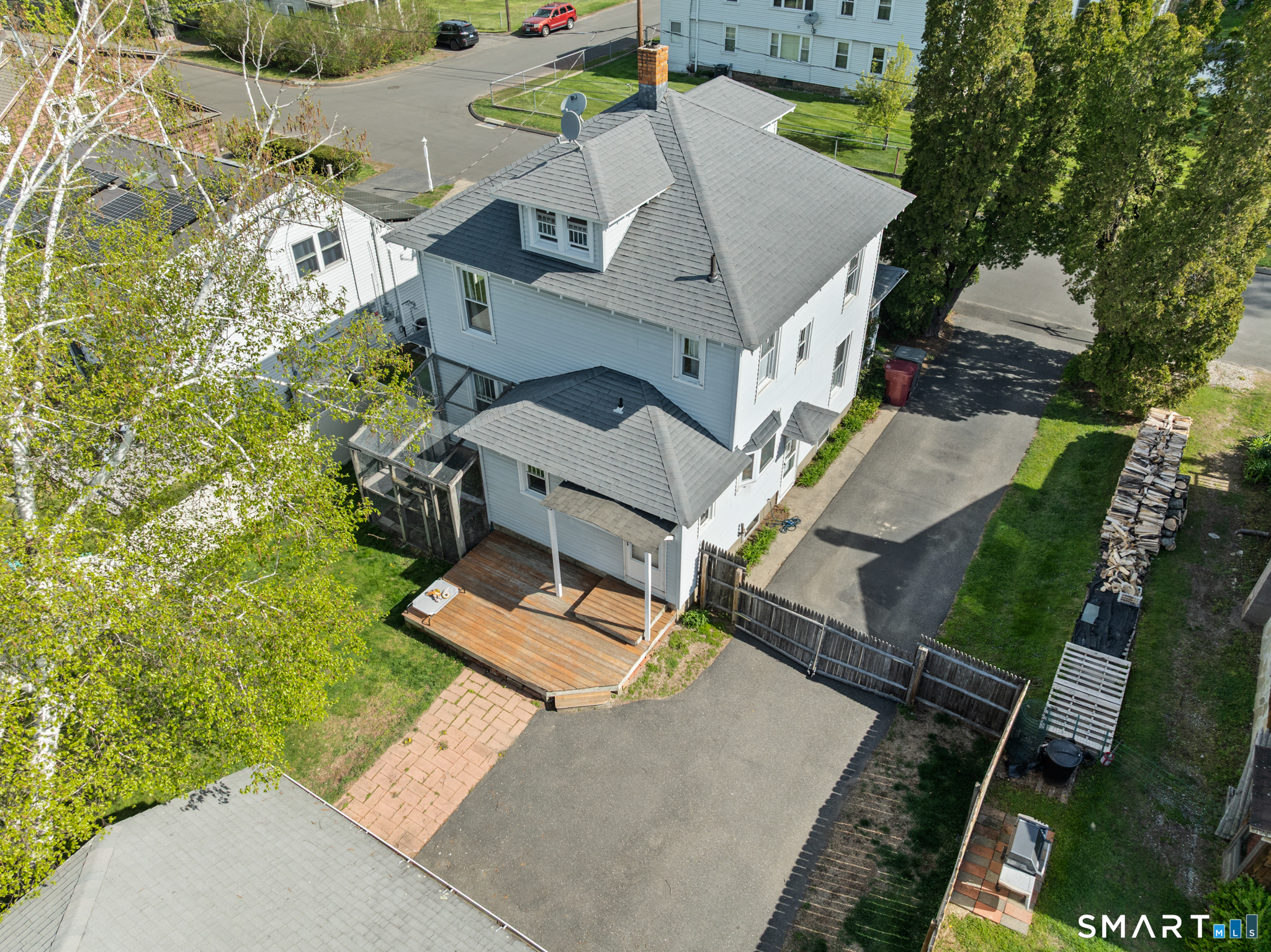 21 Acushnet Street Naugatuck CT 06770