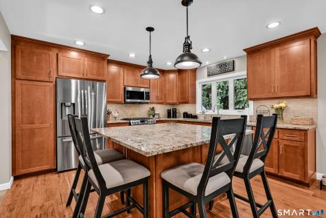 18 Badger Road Wolcott CT 06716
