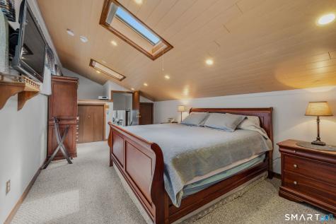 6 Liberty Road Montville CT 06370