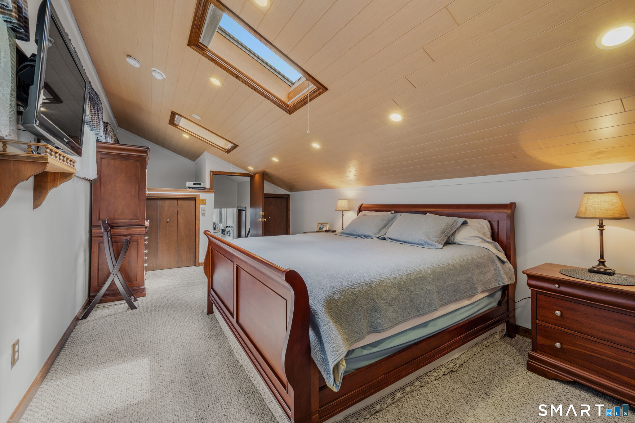 6 Liberty Road Montville CT 06370