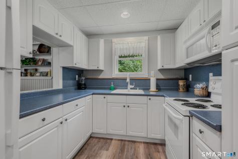 6 Liberty Road Montville CT 06370
