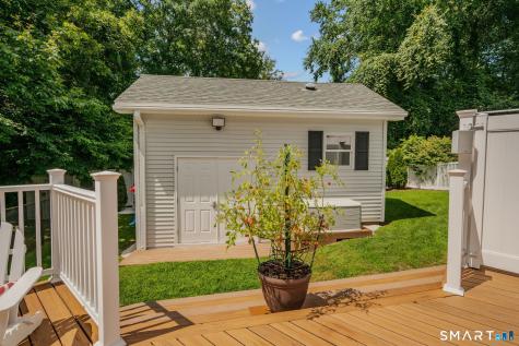 6 Liberty Road Montville CT 06370
