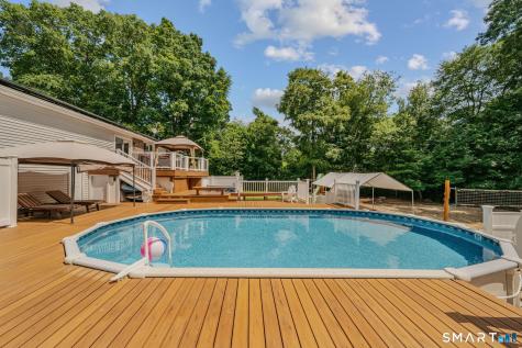 6 Liberty Road Montville CT 06370