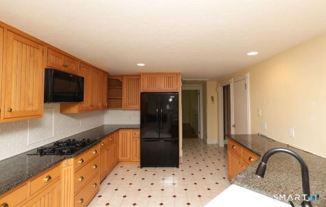7 Glenbrook Drive Simsbury CT 06092
